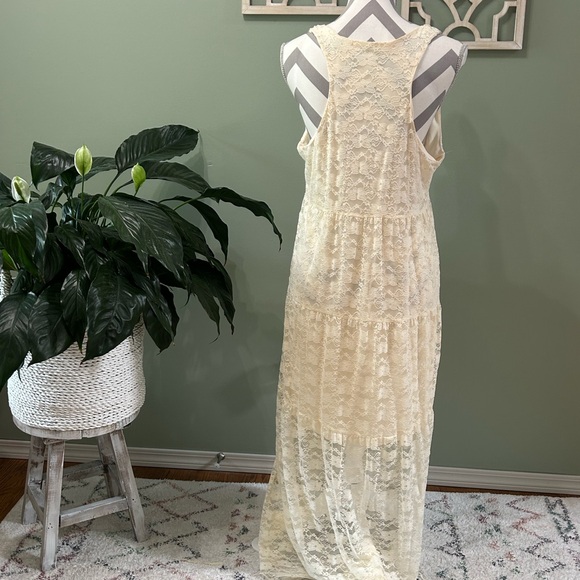 Wallflower Cream Lace Dress - Picture 2 of 3